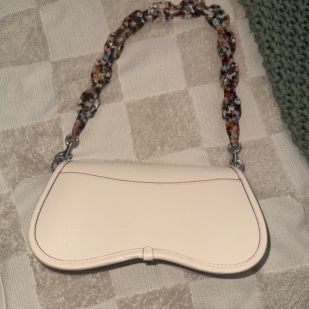 Coach Cream Shoulder Bag - Picture 3 of 5